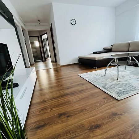 Green Apartaments Zărneşti Dış mekan fotoğraf