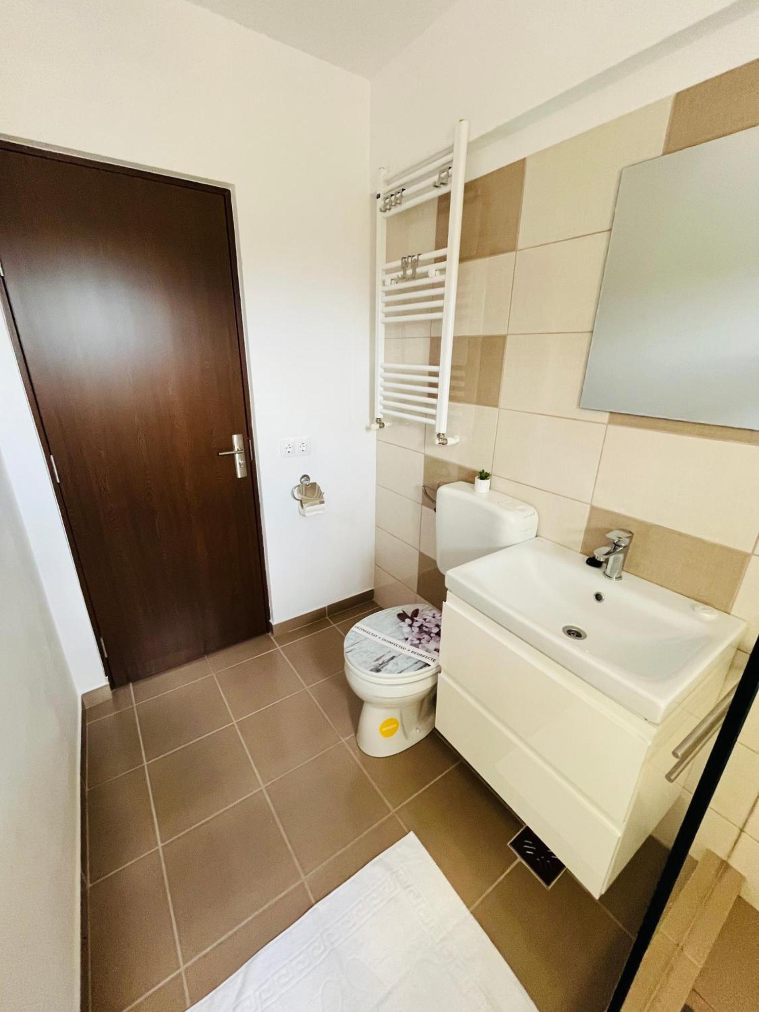 Green Apartaments Zărneşti Dış mekan fotoğraf