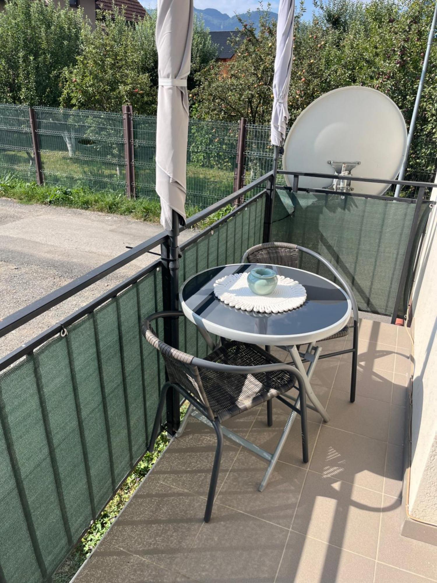 Green Apartaments Zărneşti Dış mekan fotoğraf
