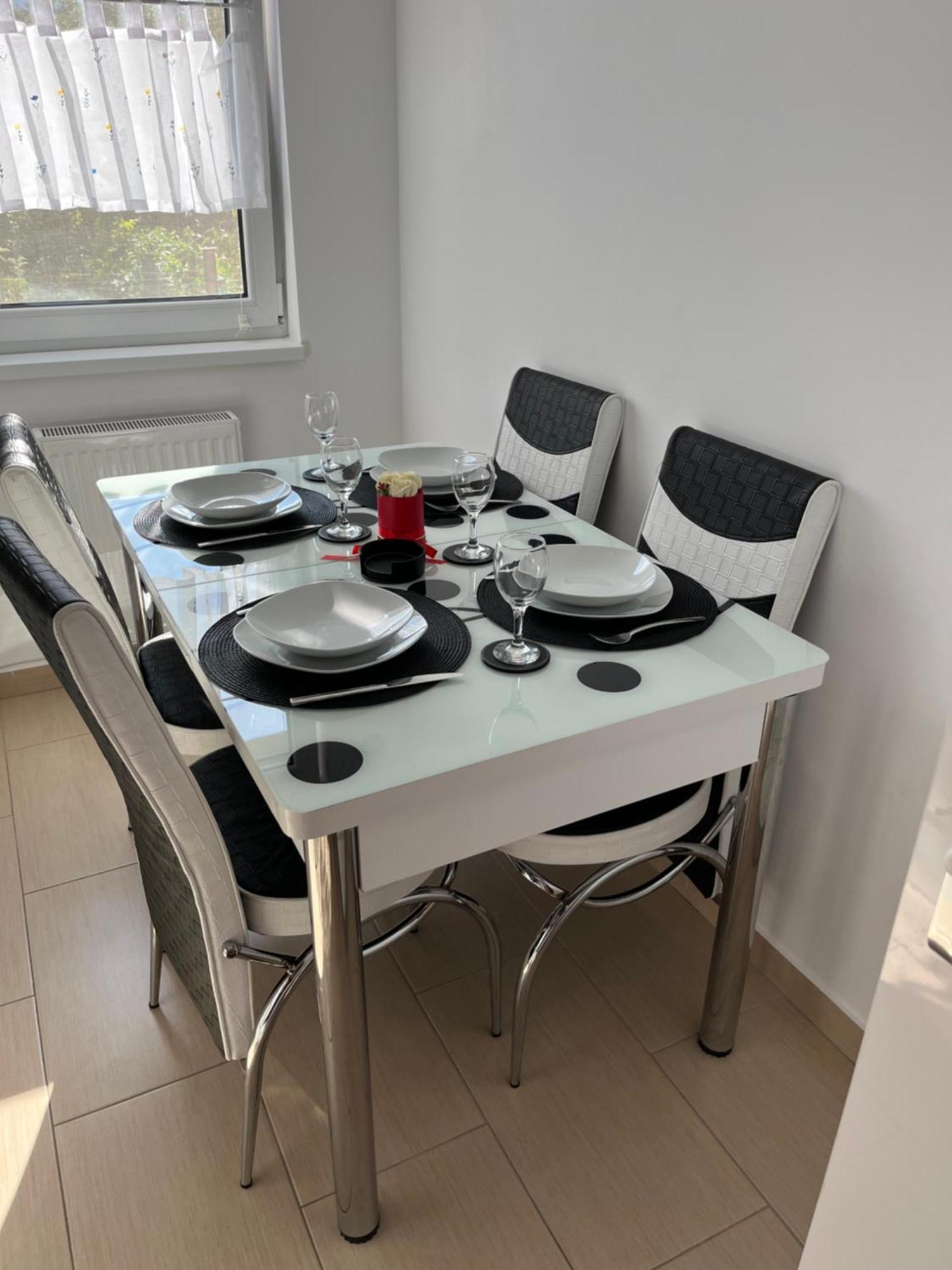 Green Apartaments Zărneşti Dış mekan fotoğraf